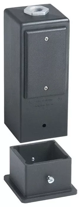 Arlington Industries GPD9B Black Garden Post Light Support