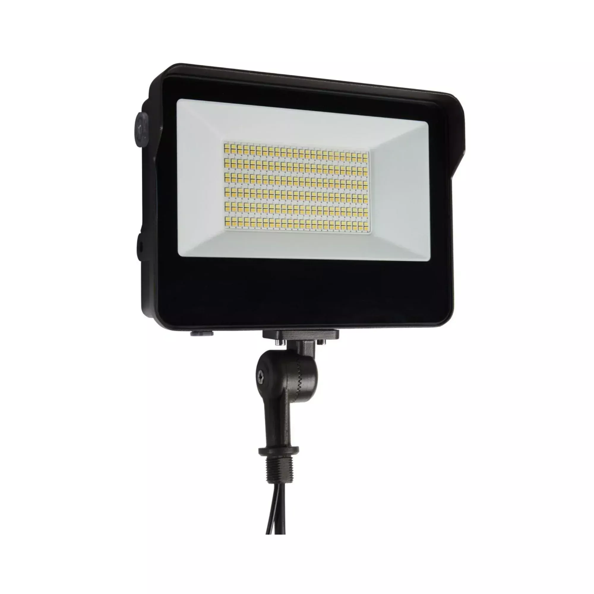 Satco|Nuvo 65-542 80W Selectable LED Flood Light 11,200 Lumens 45-80W Selectable 30K/40K/50K Knuckle Mount Photocell 120-347V Bronze